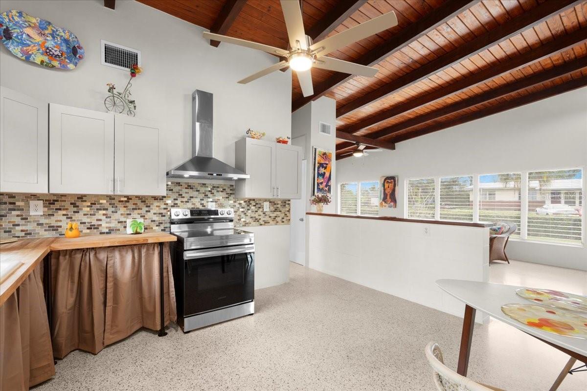 3624 DAWSON LN, PUNTA GORDA, FL, 33950