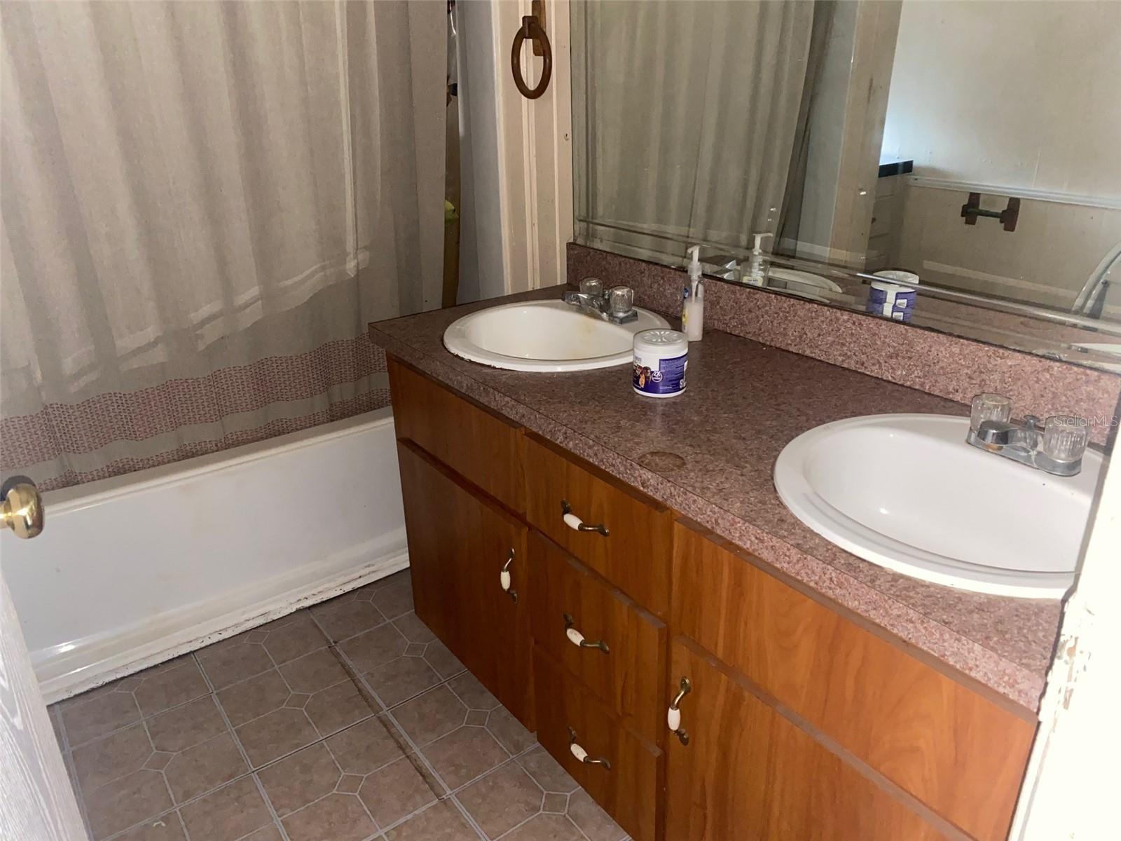 4880 POLK CITY RD, HAINES CITY, FL, 33844