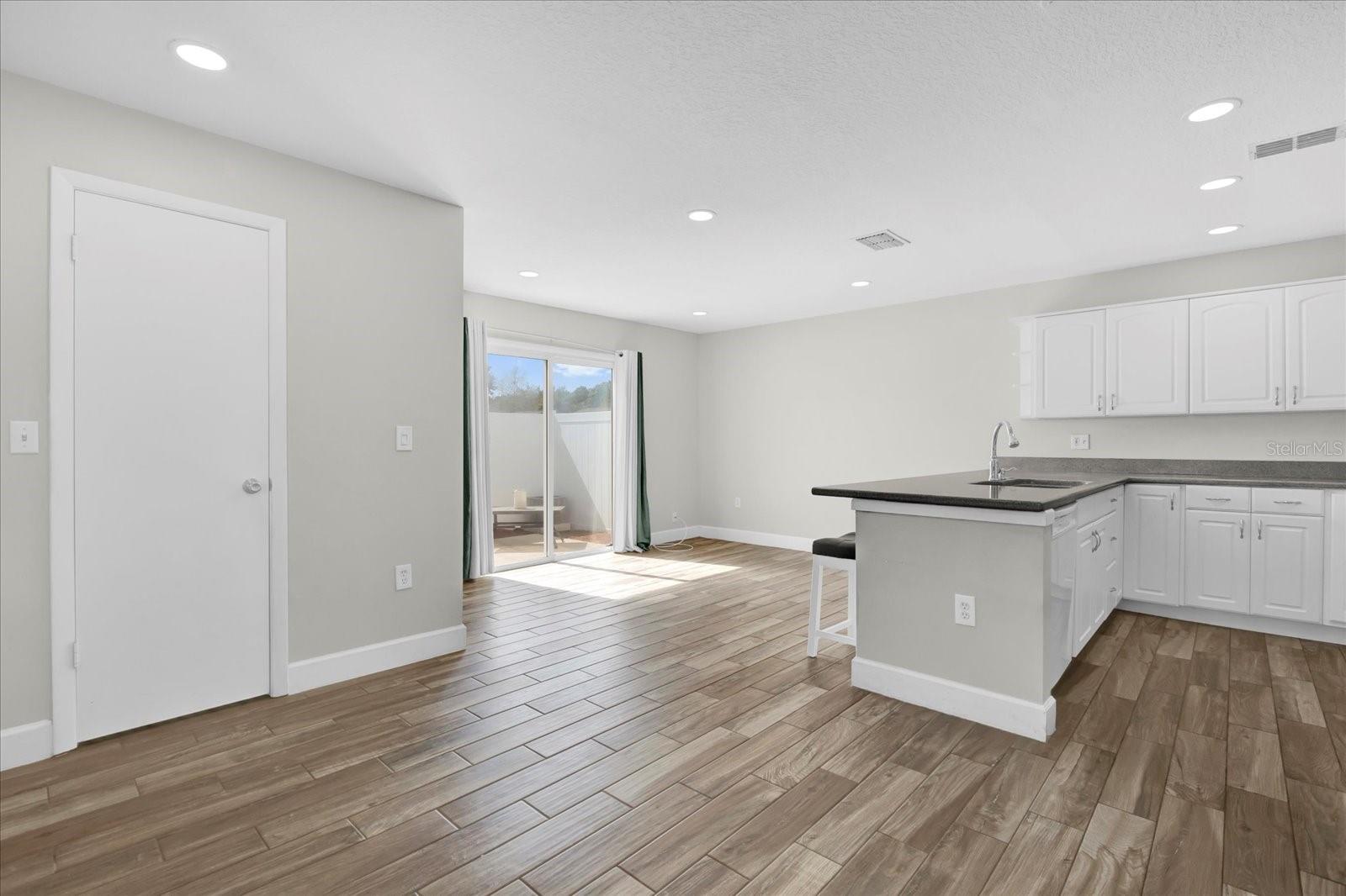 311 DORCHESTER SQ, LAKE MARY, FL, 32746