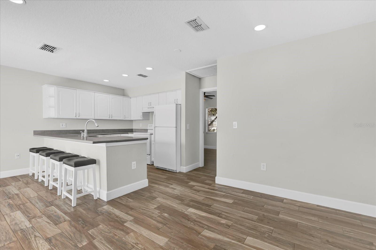 311 DORCHESTER SQ, LAKE MARY, FL, 32746