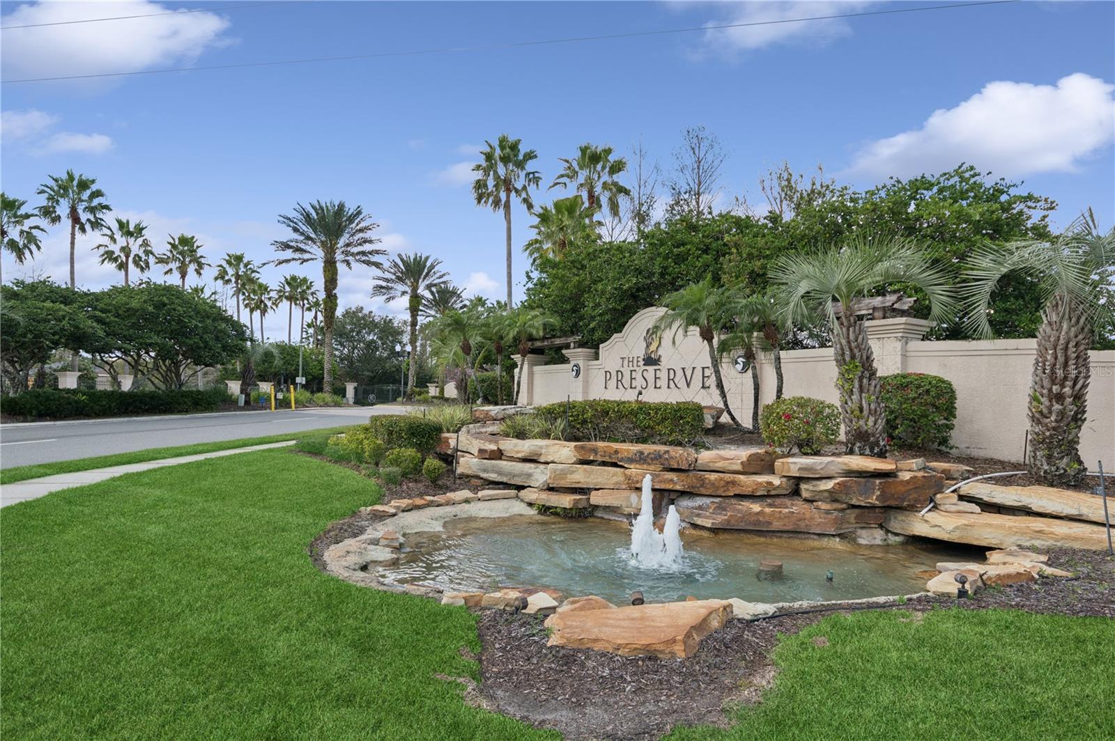 2582 GREENWILLOW DR, ORLANDO, FL, 32825