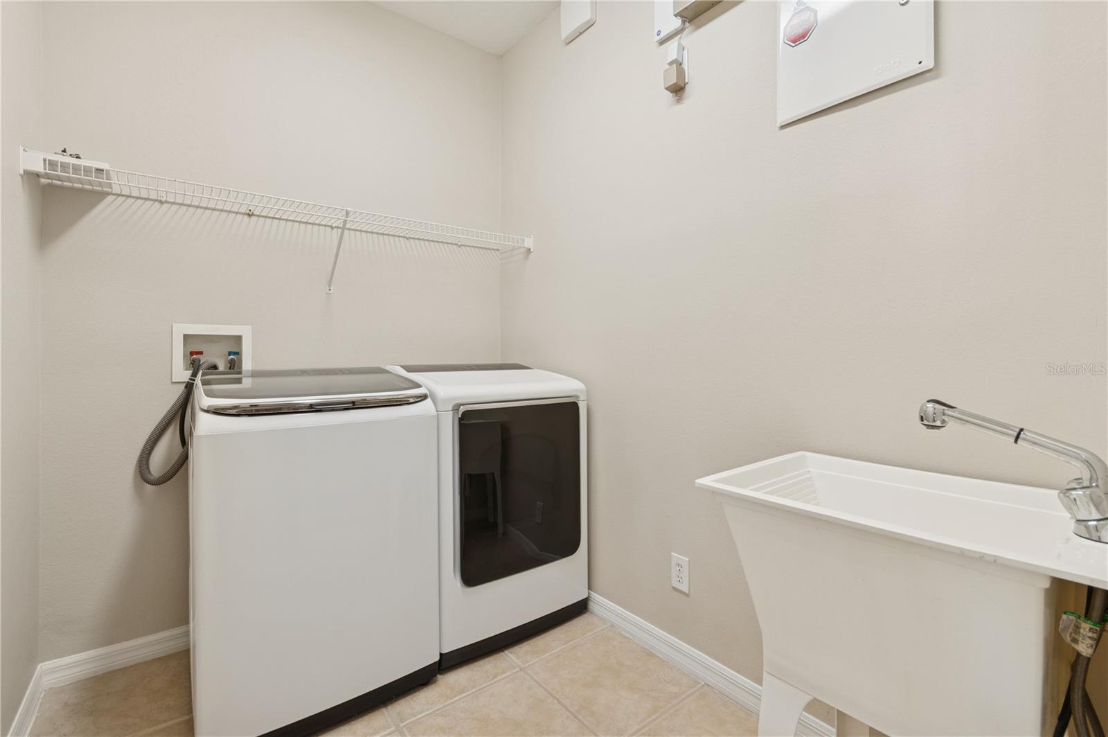 2582 GREENWILLOW DR, ORLANDO, FL, 32825