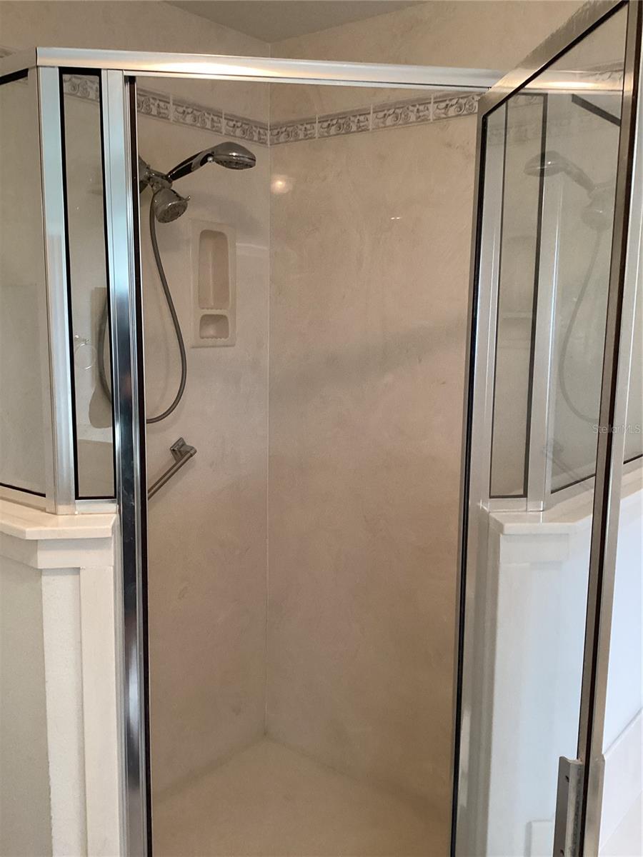 21623 REGENCY PARK LN, LEESBURG, FL, 34748