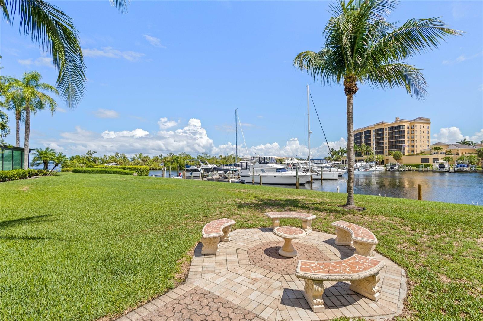3280 SOUTHSHORE DR #88A, PUNTA GORDA, FL, 33955