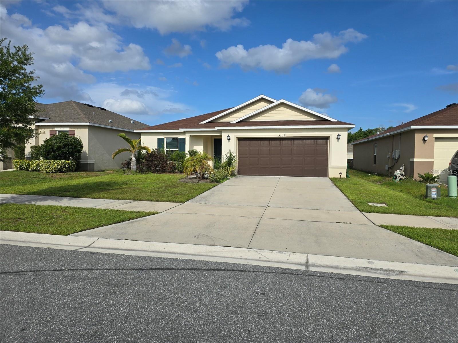 3209 CASA DEL REY AVE, KISSIMMEE, FL, 34746