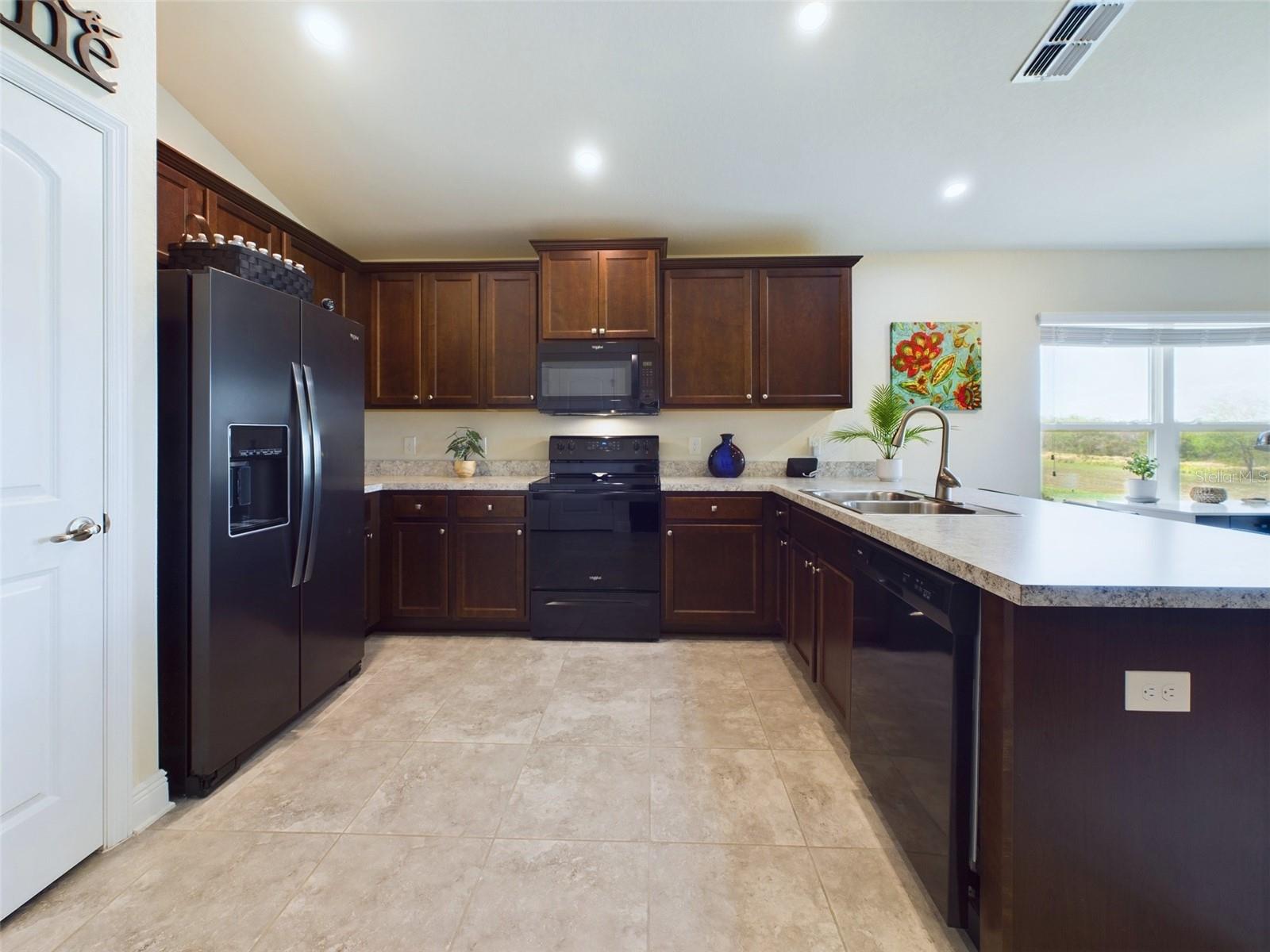 1134 LEGATTO LOOP, DUNDEE, FL, 33838