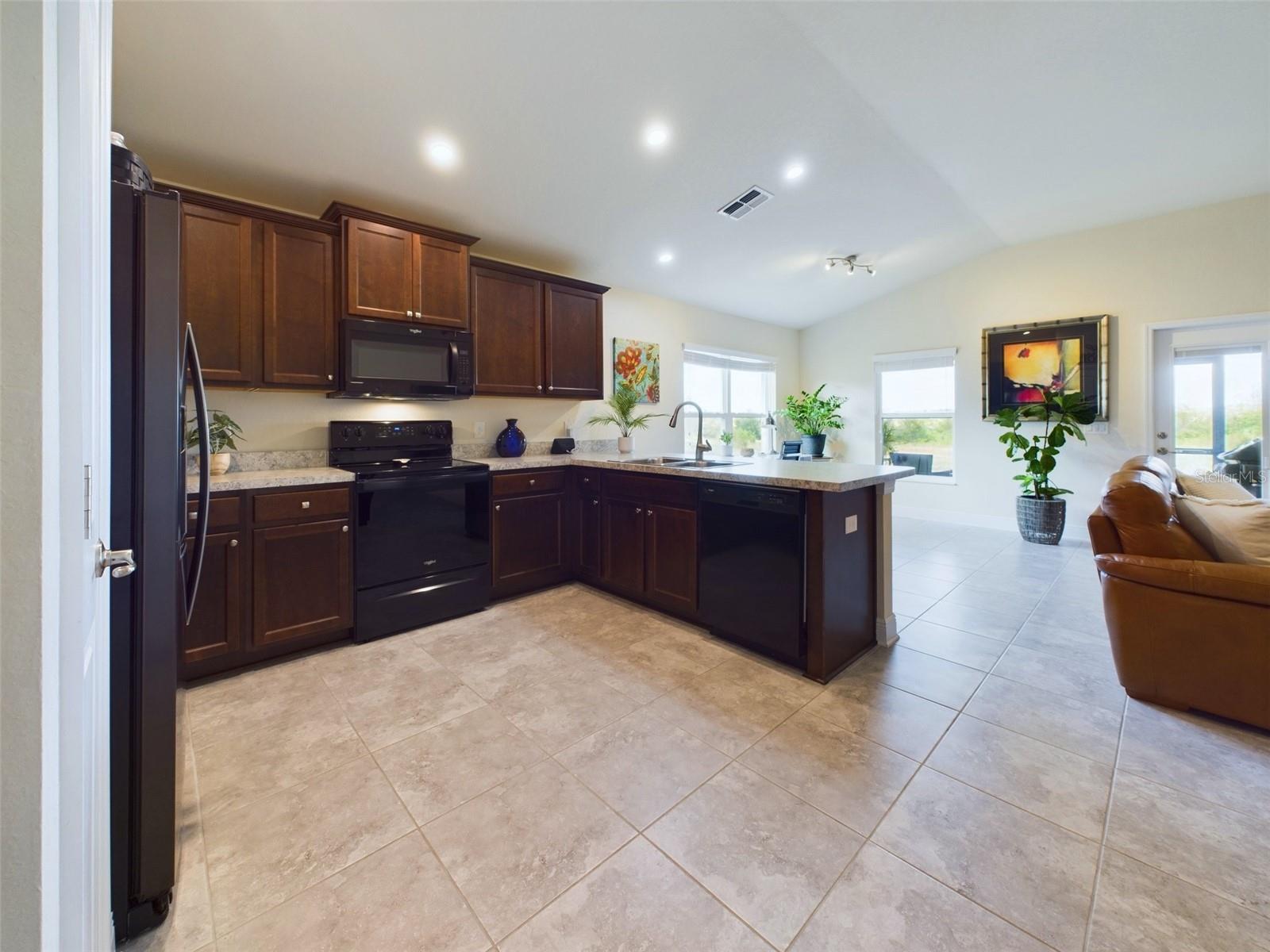 1134 LEGATTO LOOP, DUNDEE, FL, 33838