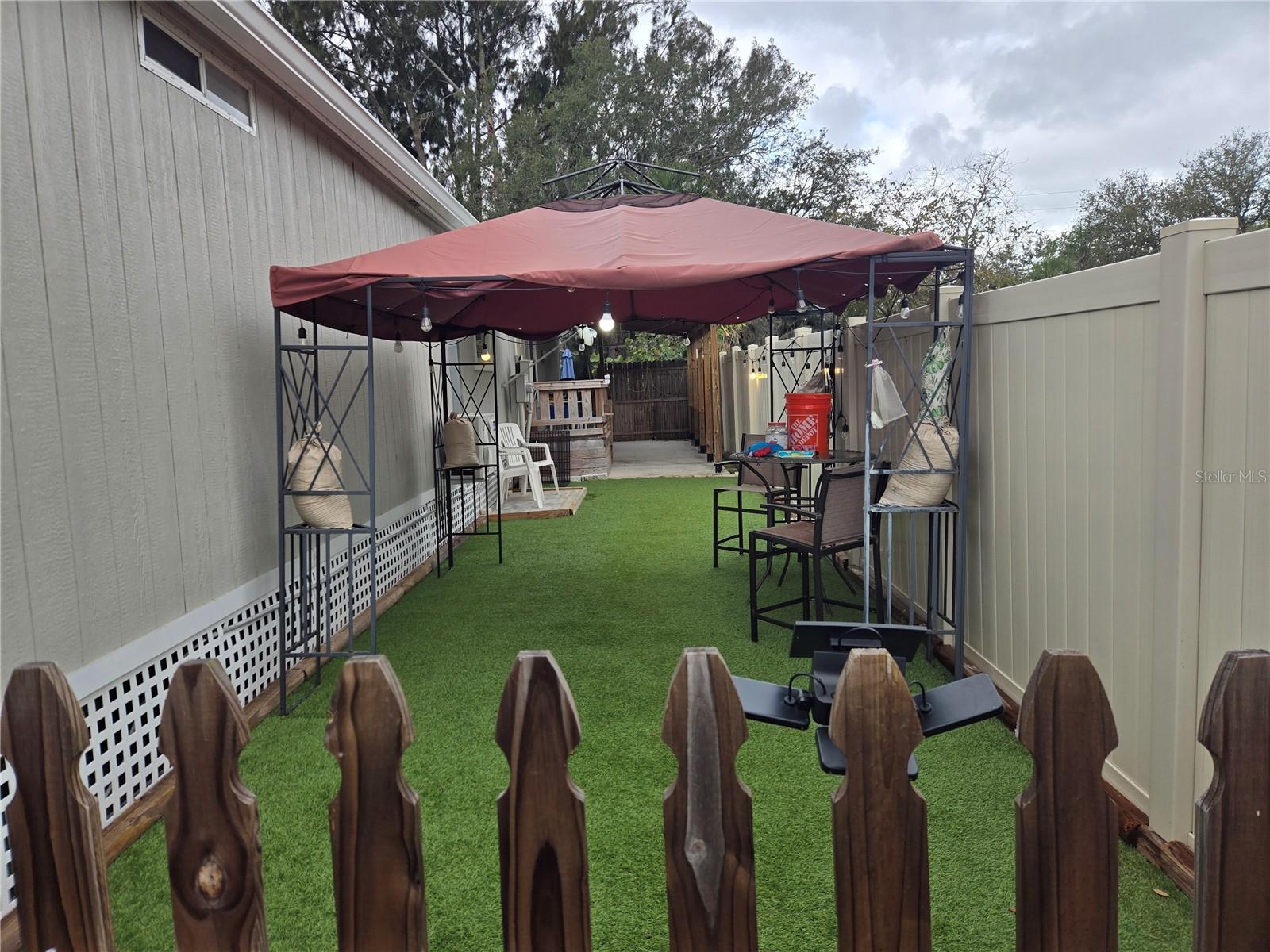 1138 CALVARY RD, HOLIDAY, FL, 34691