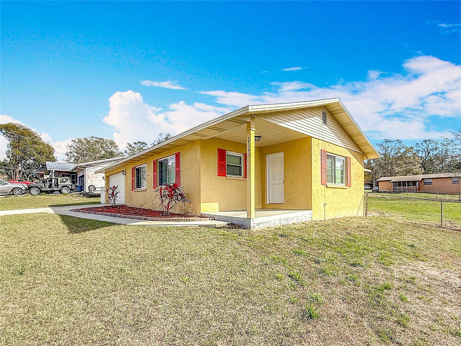 37143 JANET CIR, DADE CITY, FL, 33525