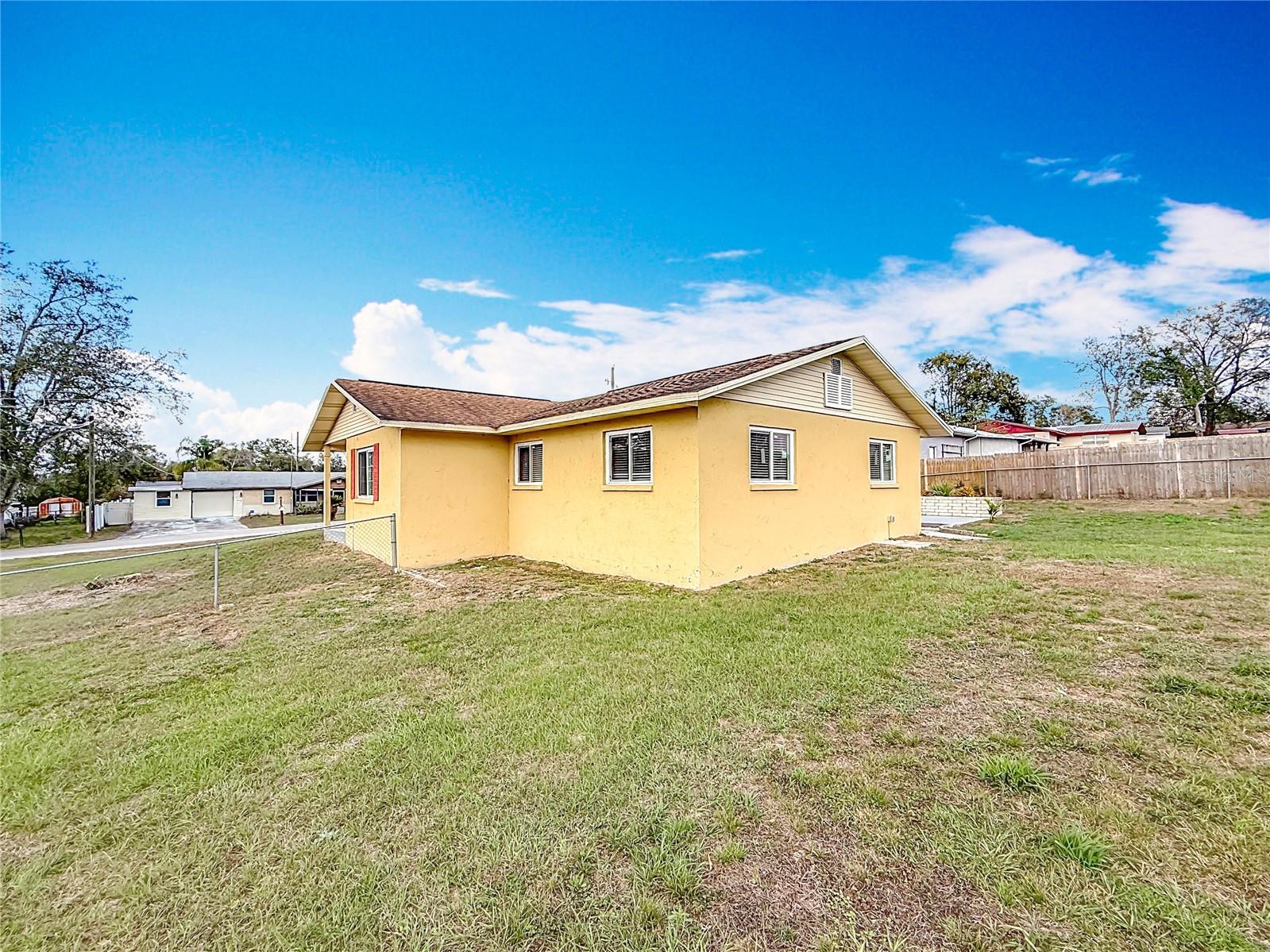 37143 JANET CIR, DADE CITY, FL, 33525