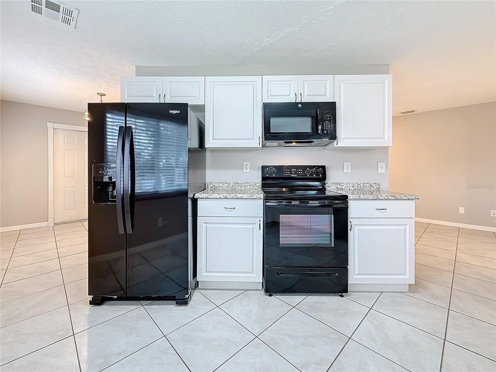 37143 JANET CIR, DADE CITY, FL, 33525