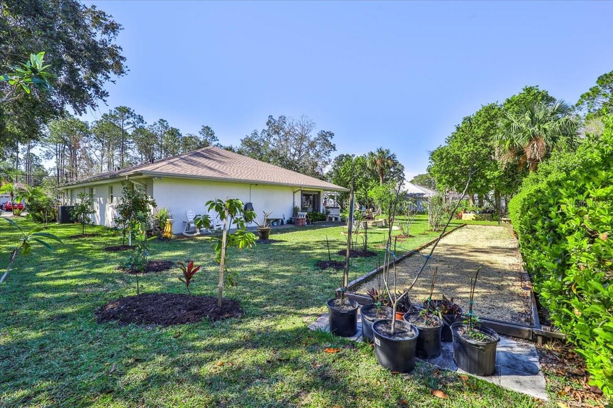 28 PALMER LN, PALM COAST, FL, 32164