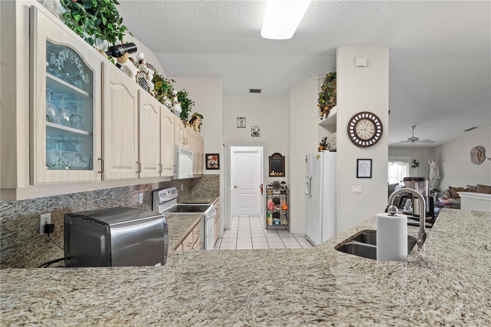 28 PALMER LN, PALM COAST, FL, 32164