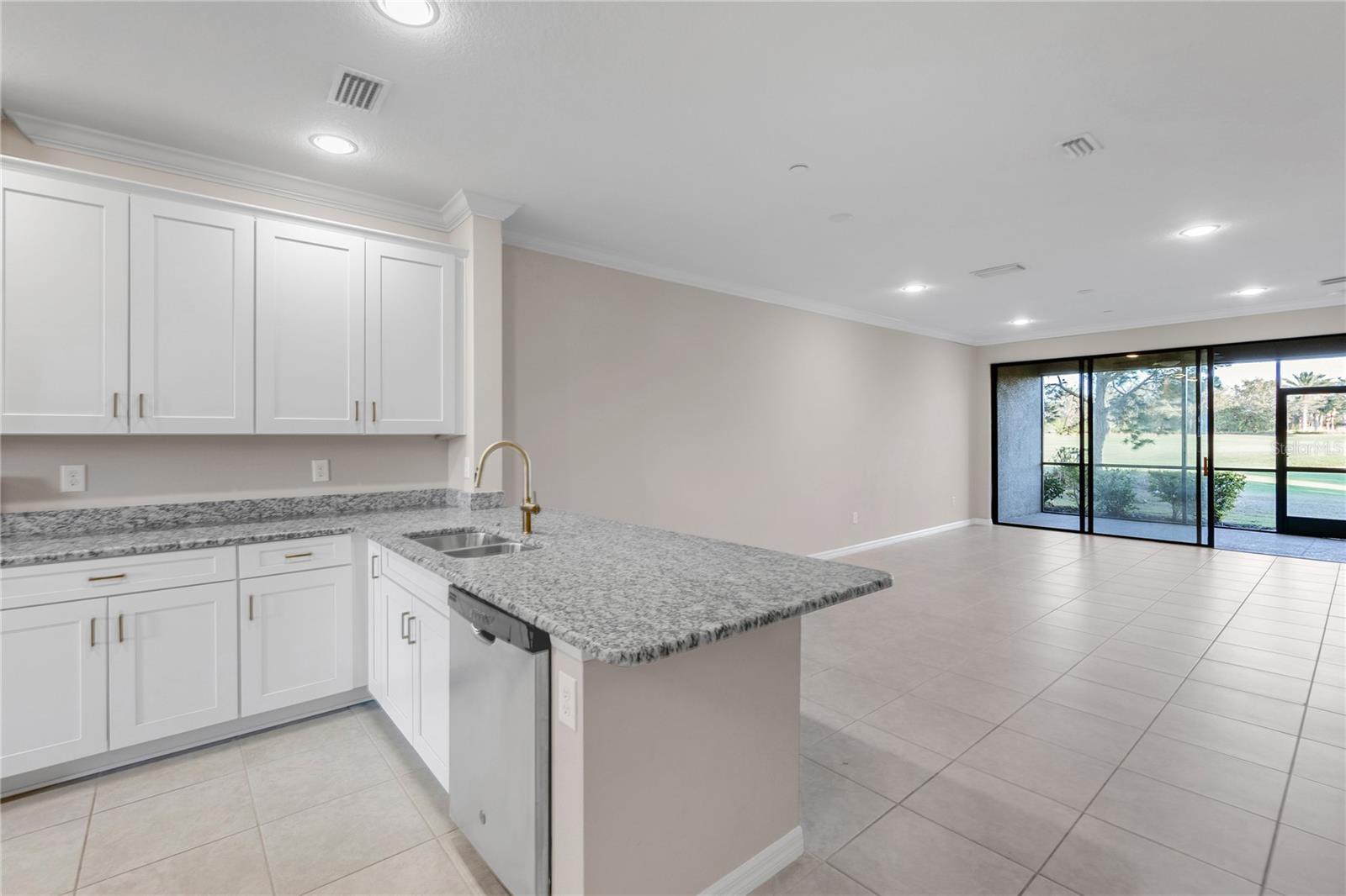 12720 SORRENTO WAY #102, BRADENTON, FL, 34211