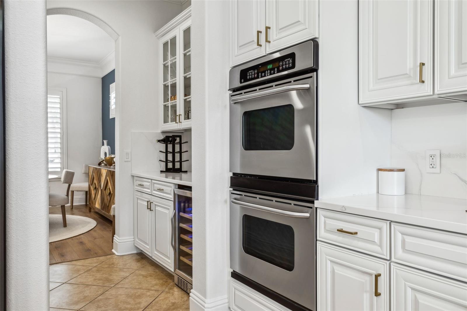 3203 PARK GREEN DR, TAMPA, FL, 33611