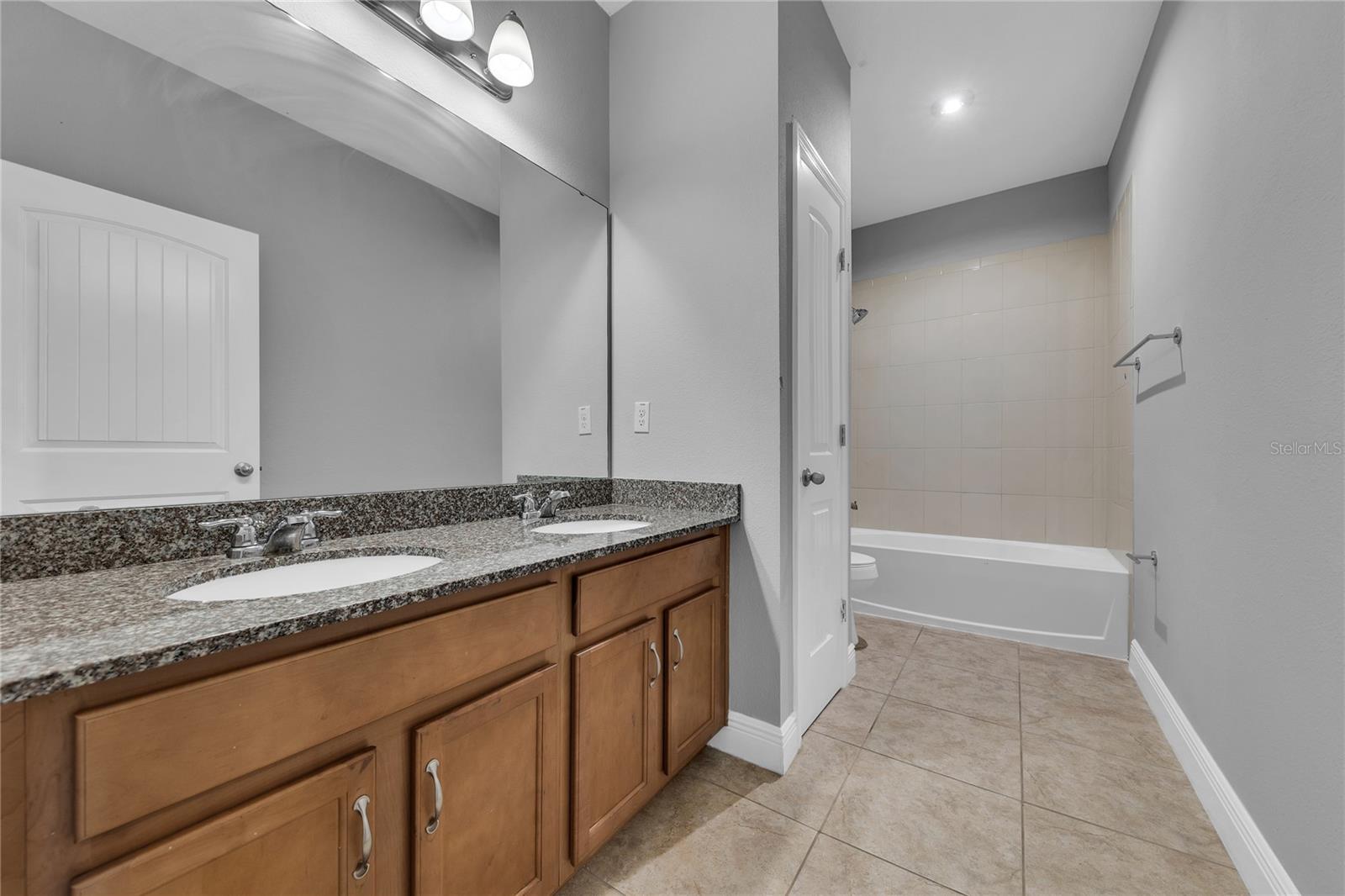 10024 JOHN ADAMS WAY, ORLANDO, FL, 32817