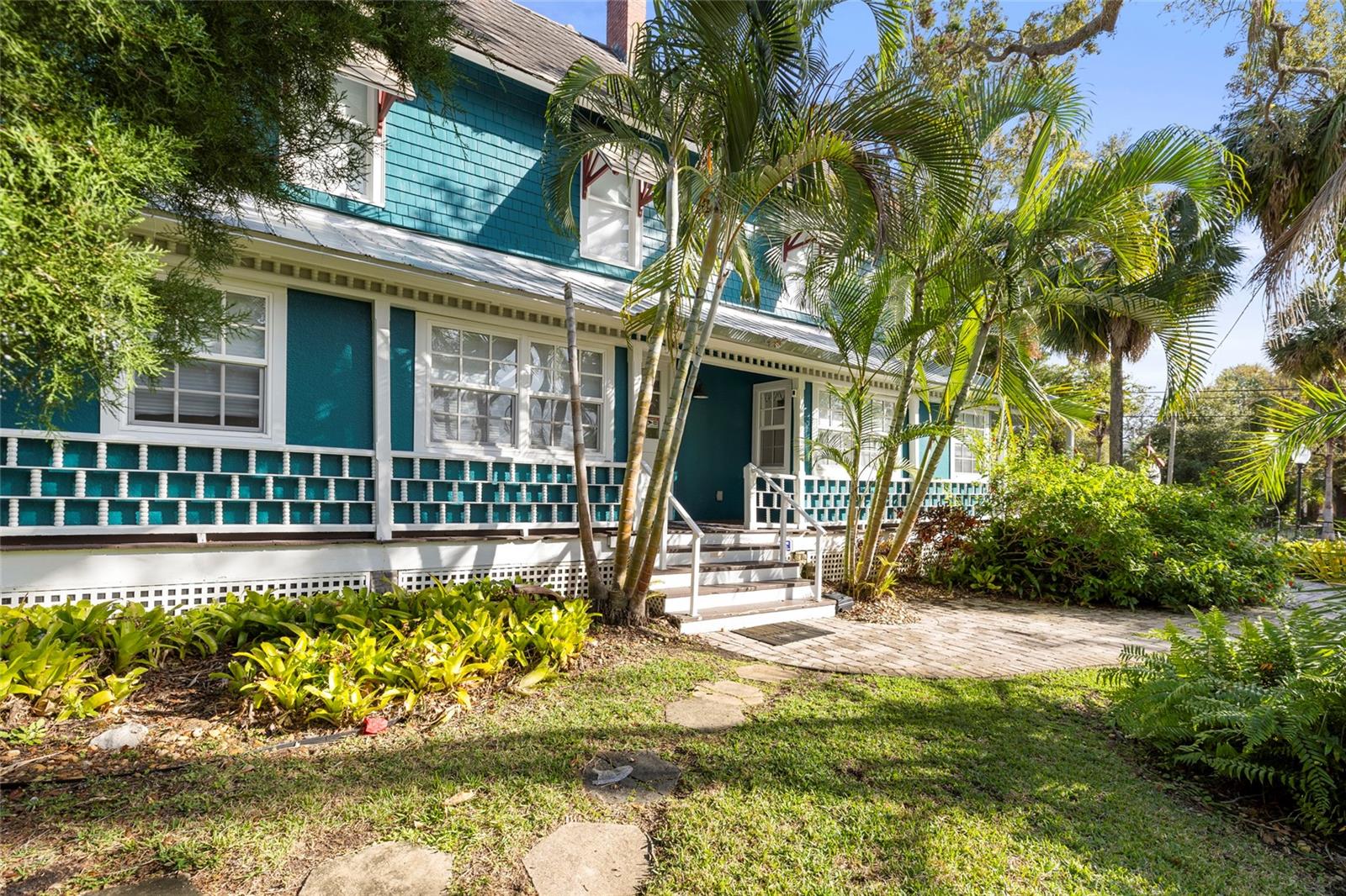 26 W ORANGE ST, TARPON SPRINGS, FL, 34689