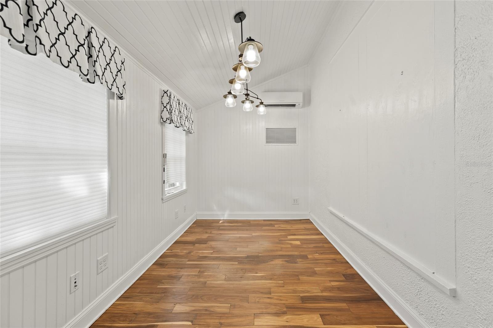 26 W ORANGE ST, TARPON SPRINGS, FL, 34689