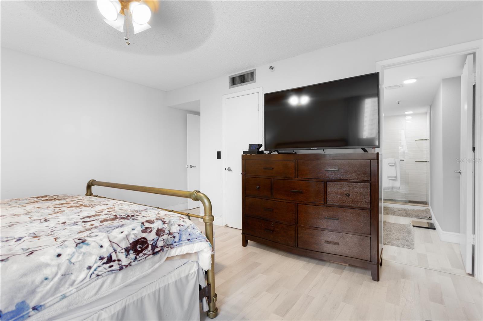 530 E CENTRAL BLVD #502, ORLANDO, FL, 32801