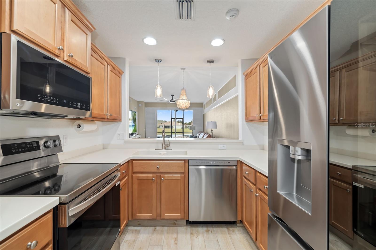 923 FAIRWAYCOVE LN #103, BRADENTON, FL, 34212