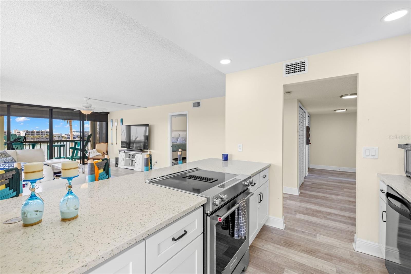 9525 BLIND PASS RD #301, ST PETE BEACH, FL, 33706