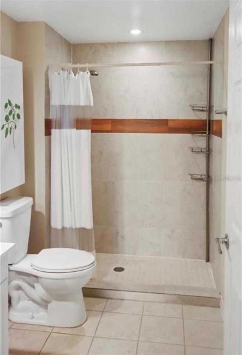 3384 CORONA VILLAGE WAY #102, ORLANDO, FL, 32835