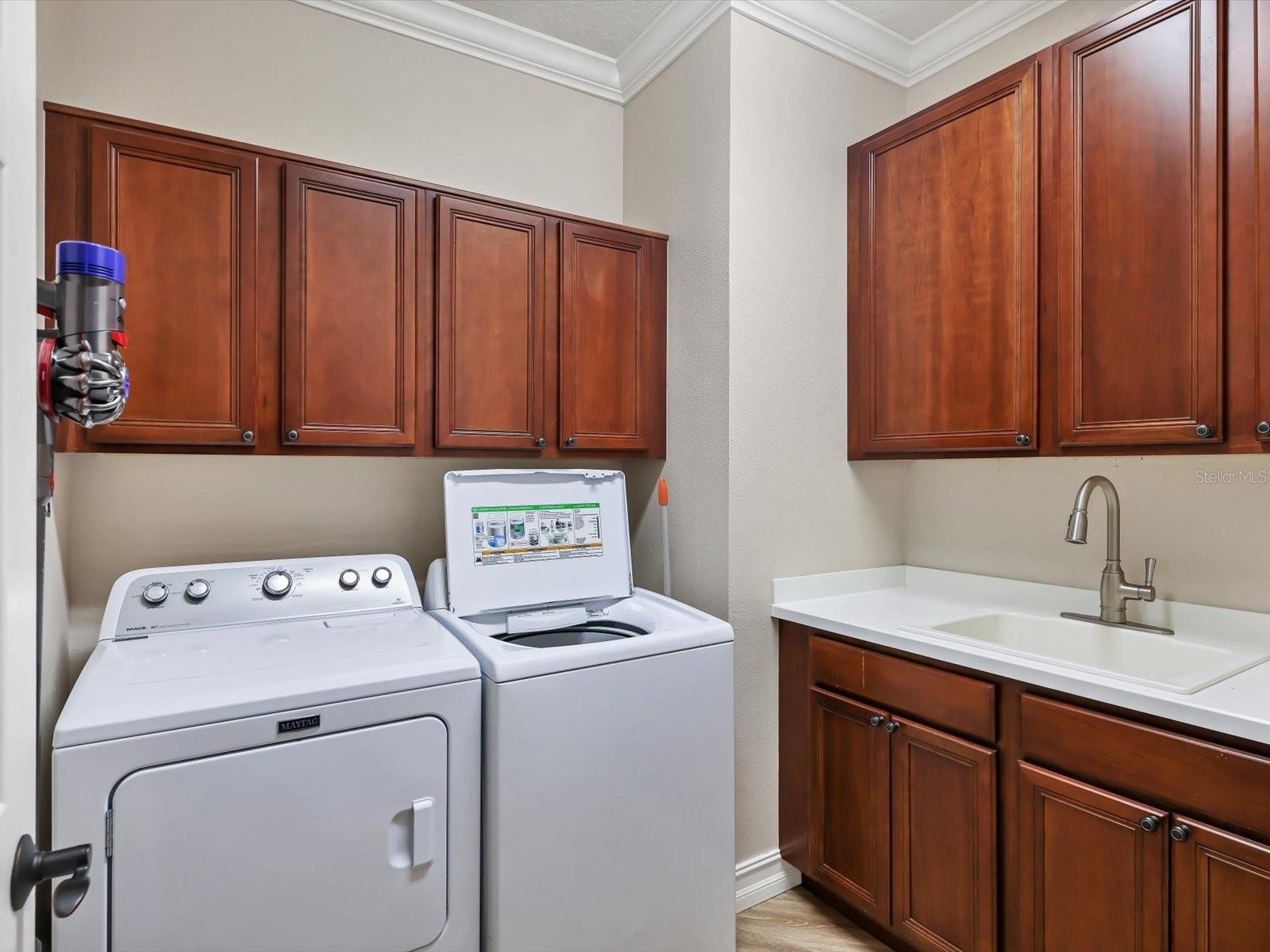 7723 HEYWARD CIR, UNIVERSITY PARK, FL, 34201