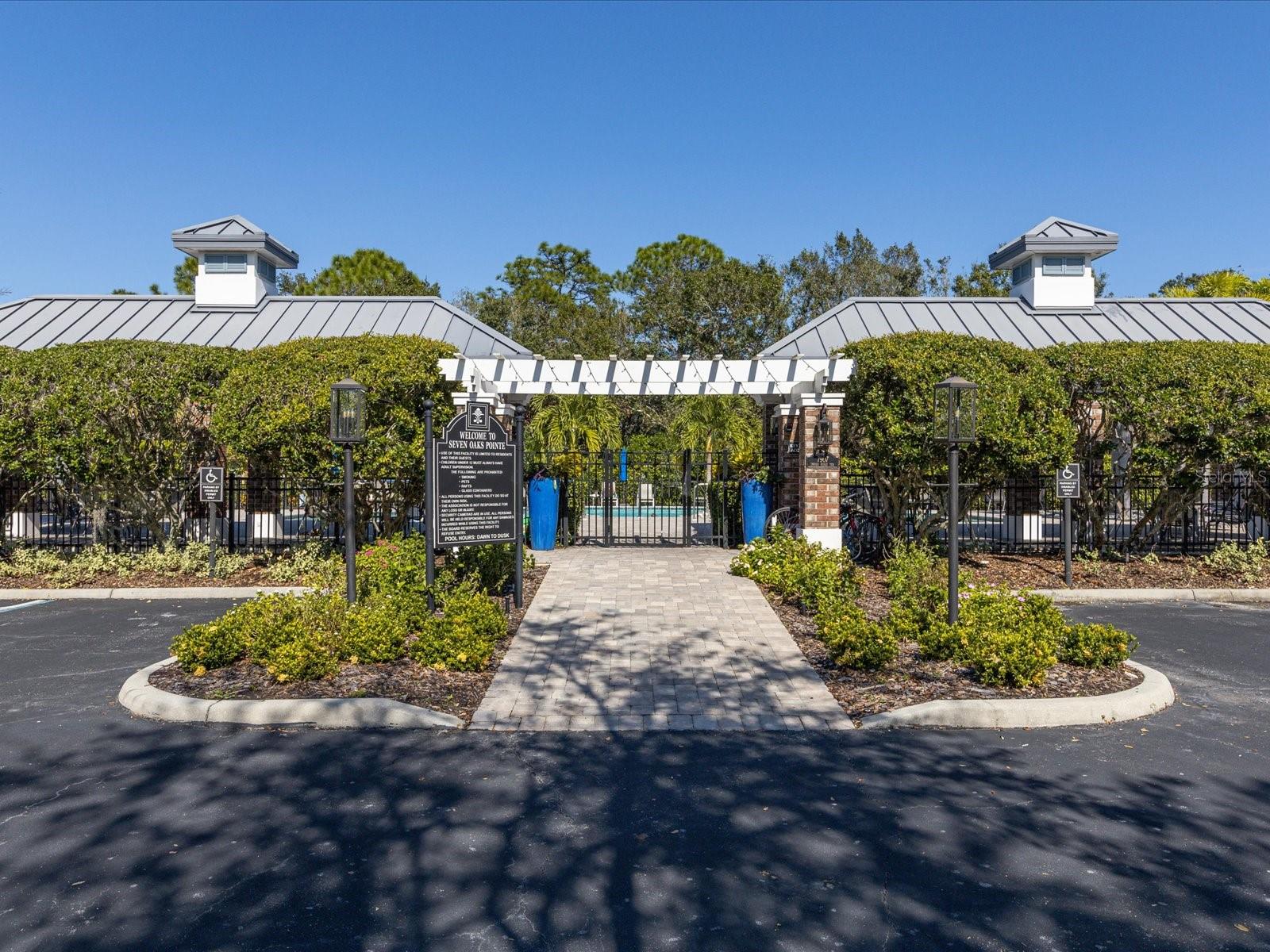 7723 HEYWARD CIR, UNIVERSITY PARK, FL, 34201