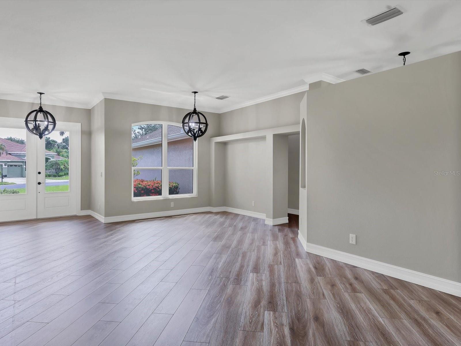 7723 HEYWARD CIR, UNIVERSITY PARK, FL, 34201