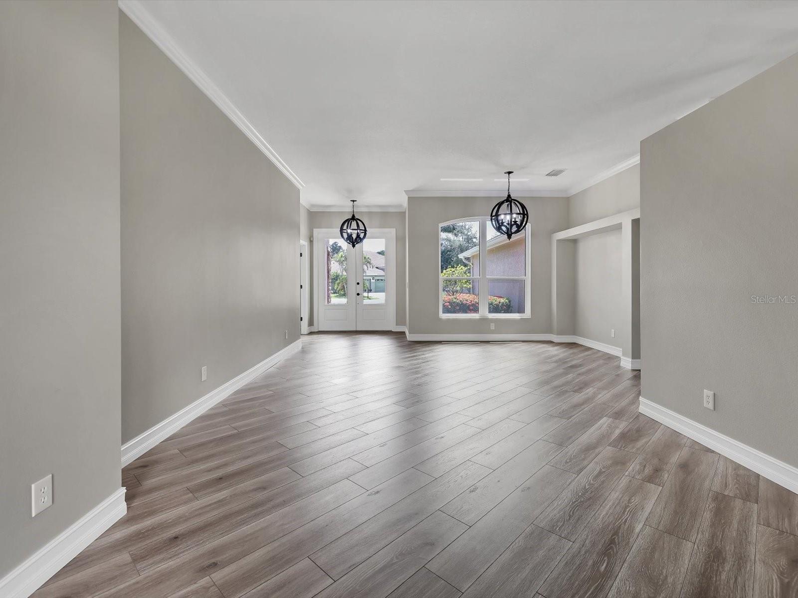 7723 HEYWARD CIR, UNIVERSITY PARK, FL, 34201
