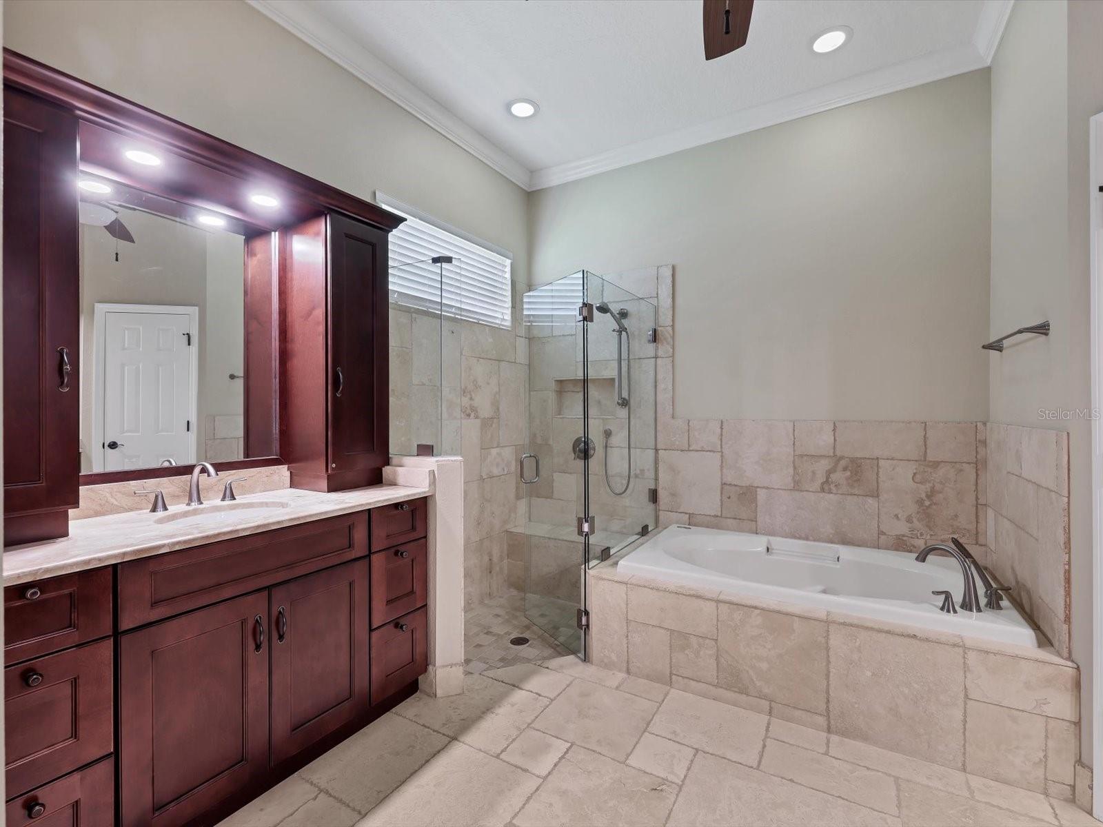 7723 HEYWARD CIR, UNIVERSITY PARK, FL, 34201
