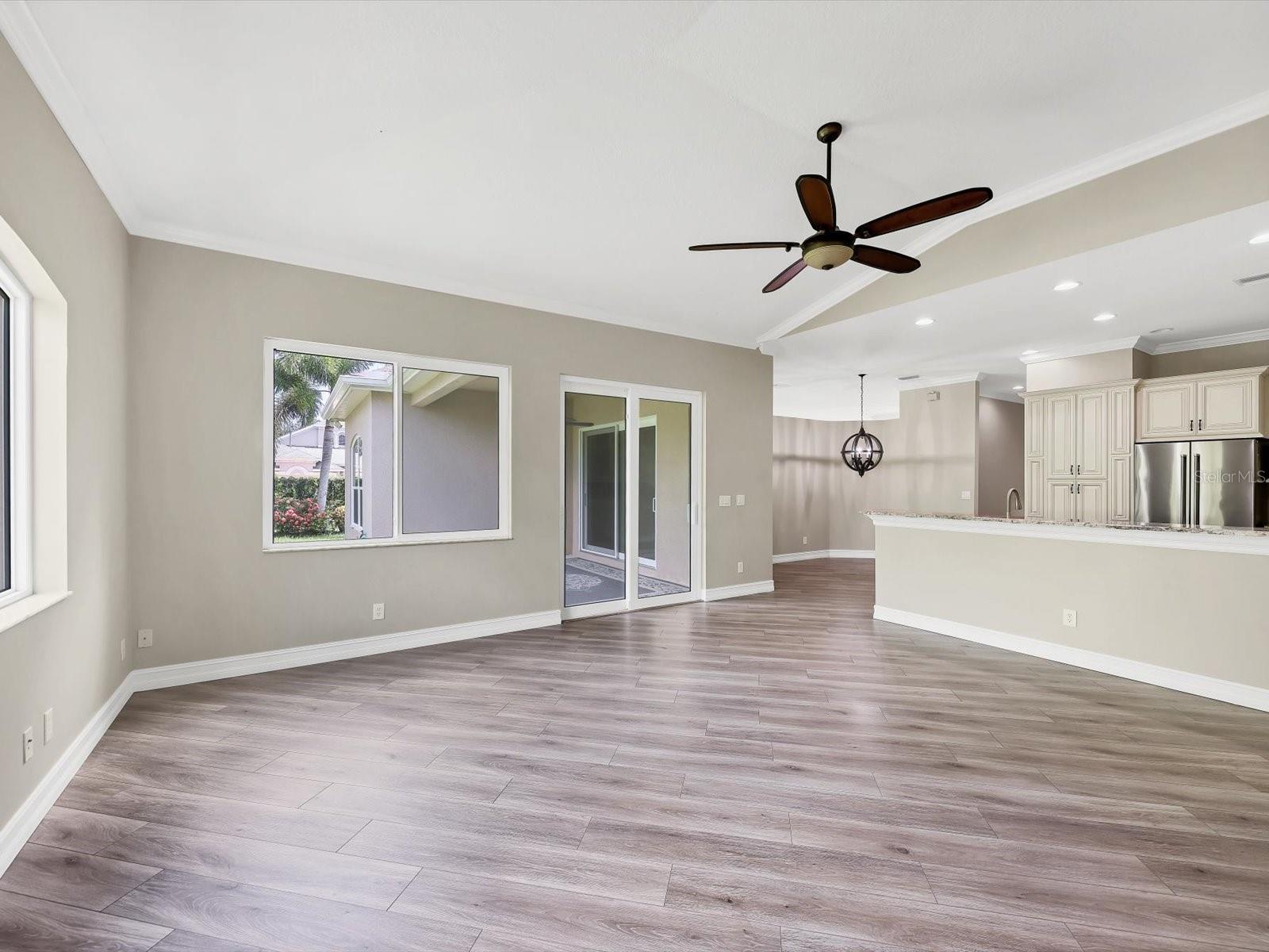 7723 HEYWARD CIR, UNIVERSITY PARK, FL, 34201