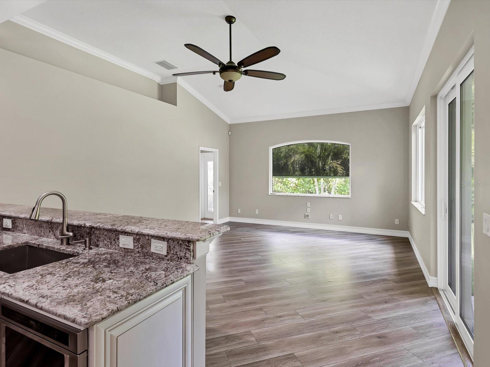 7723 HEYWARD CIR, UNIVERSITY PARK, FL, 34201