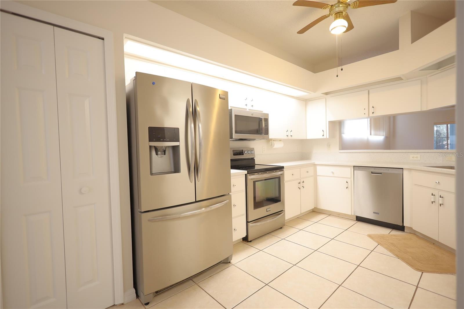 6065 DORY WAY, TAVARES, FL, 32778