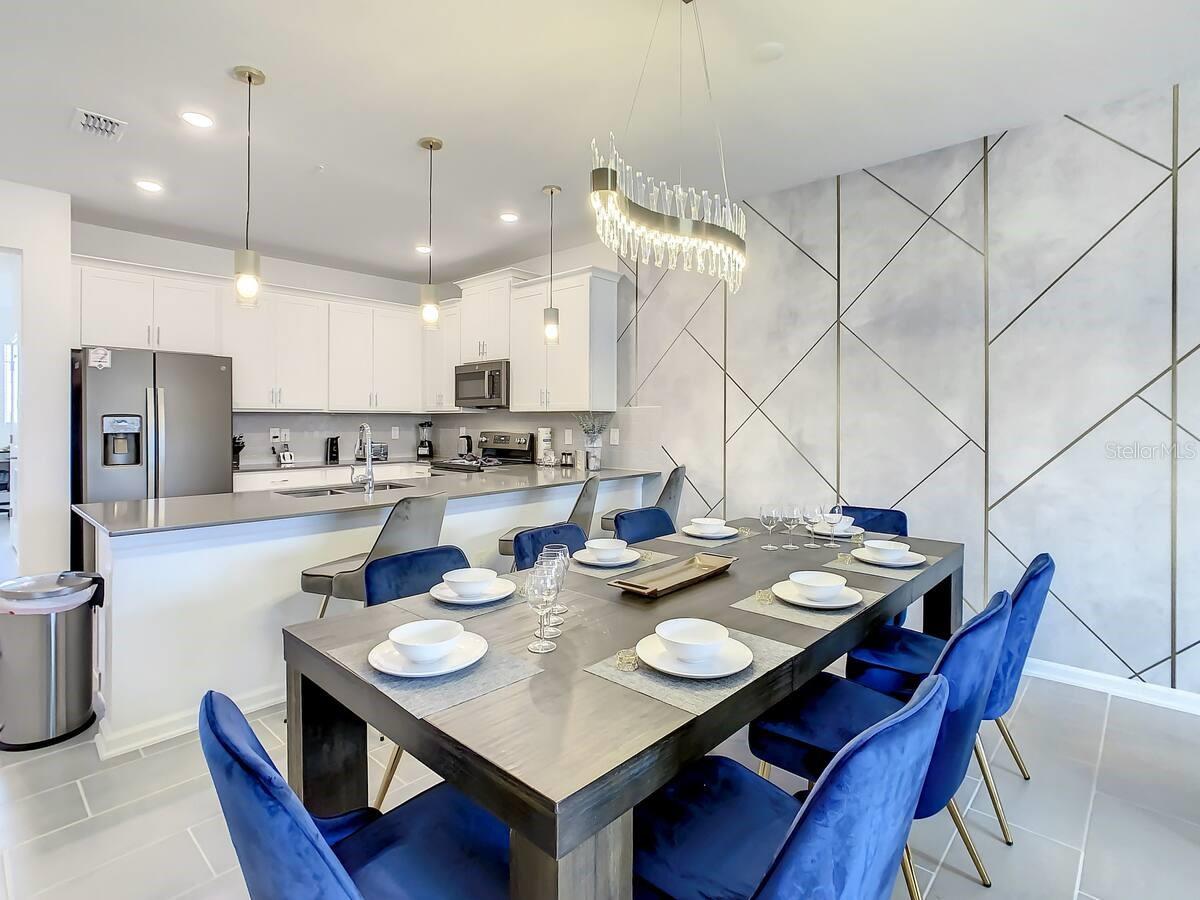 8853 CABOT CLIFFS DR #104, DAVENPORT, FL, 33896