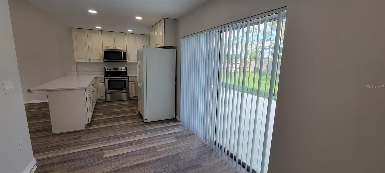 236 E CEDARWOOD CIR, KISSIMMEE, FL, 34743