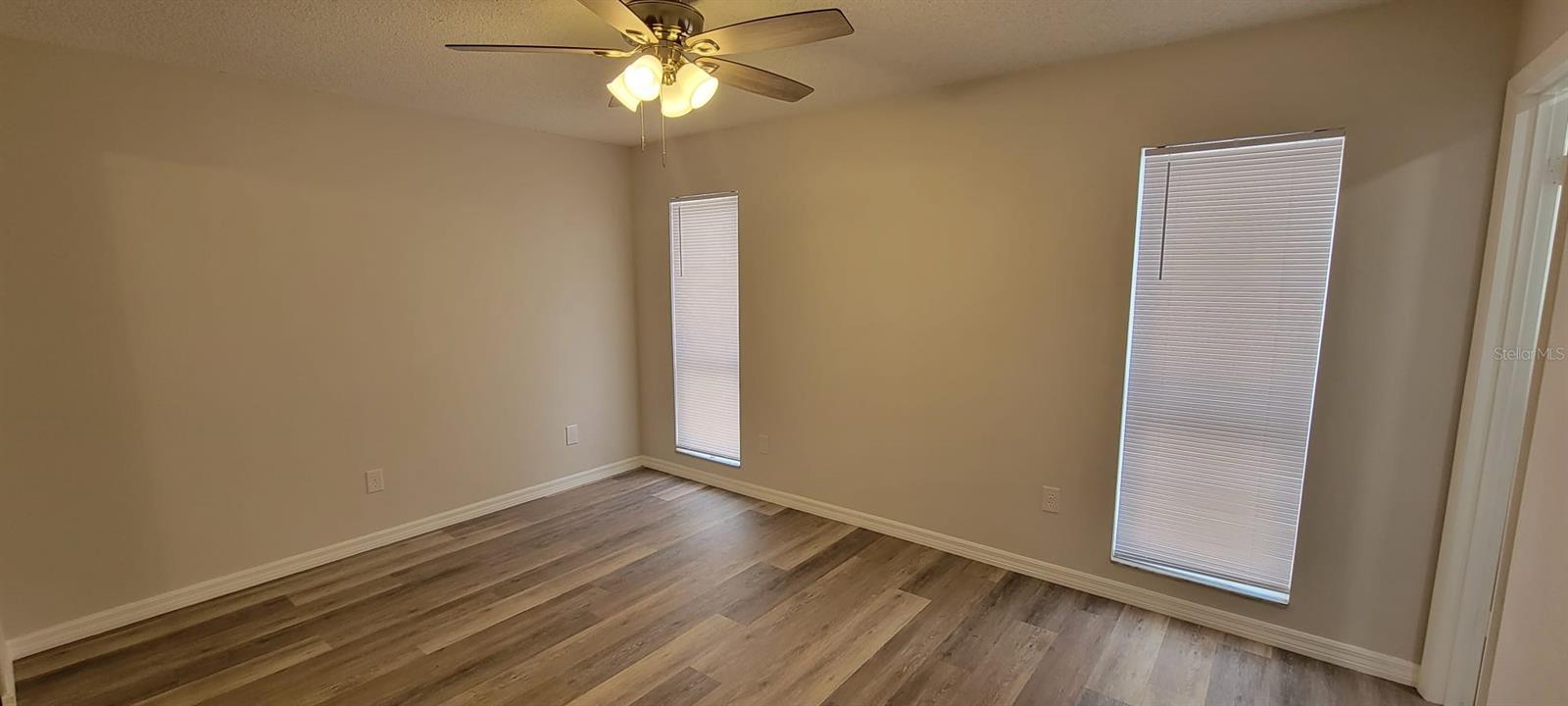 236 E CEDARWOOD CIR, KISSIMMEE, FL, 34743