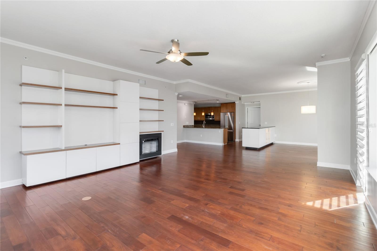 100 S EOLA DR #914, ORLANDO, FL, 32801