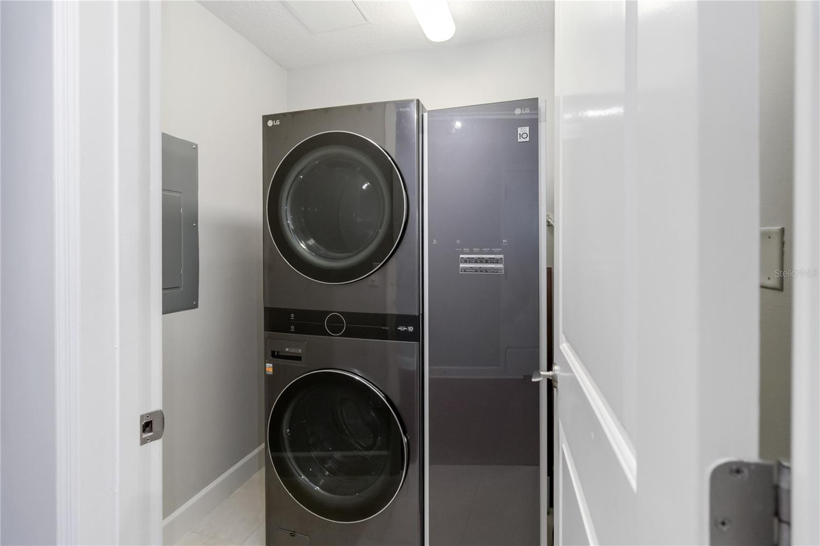 100 S EOLA DR #914, ORLANDO, FL, 32801