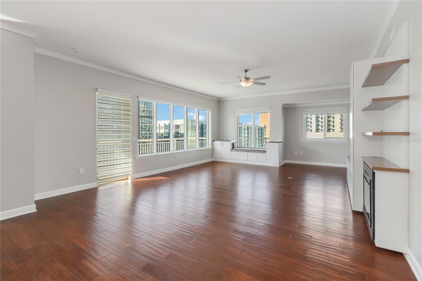 100 S EOLA DR #914, ORLANDO, FL, 32801