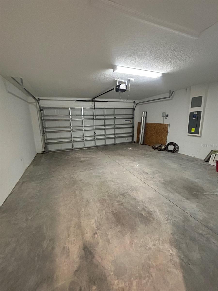 4520 ETERNAL PRINCE DR, SUN CITY CENTER, FL, 33573