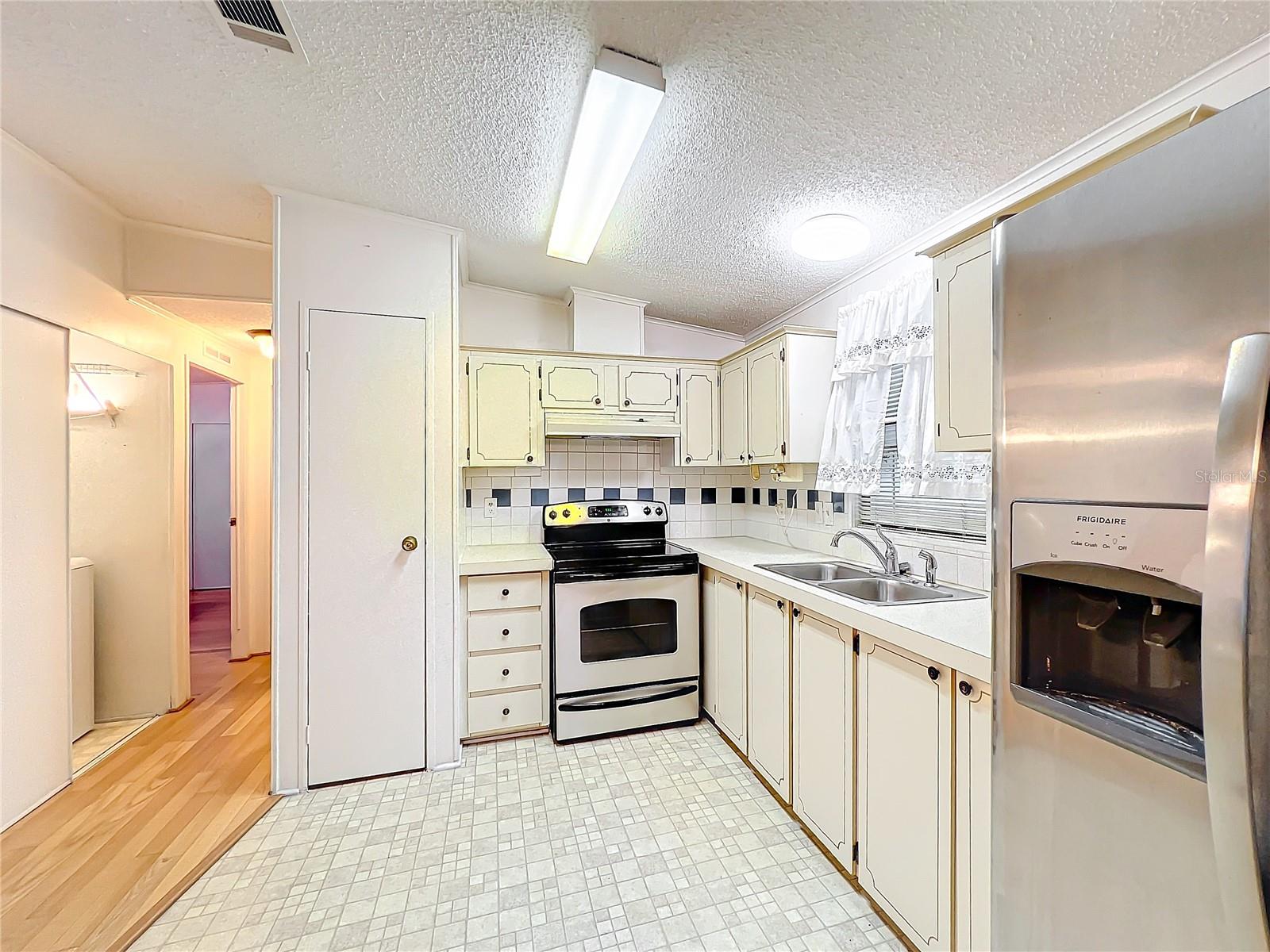 3025 CANANDAIGUA TRL, LAKELAND, FL, 33810