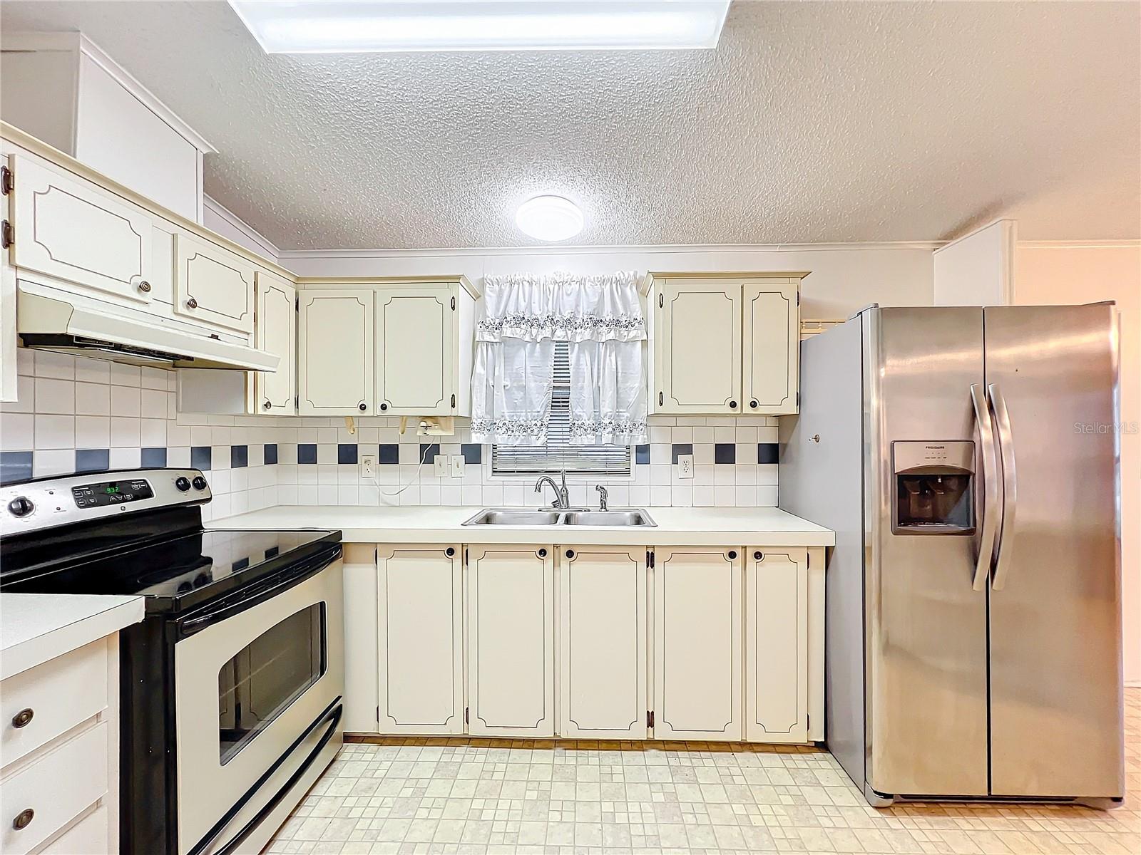 3025 CANANDAIGUA TRL, LAKELAND, FL, 33810