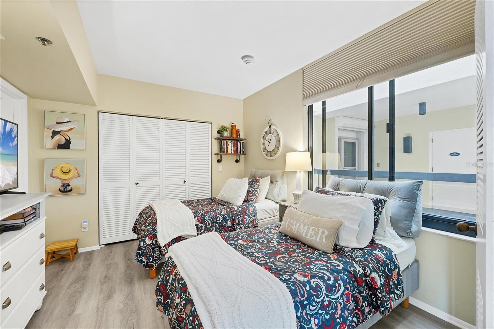 1930 HARBOURSIDE DR #134, LONGBOAT KEY, FL, 34228