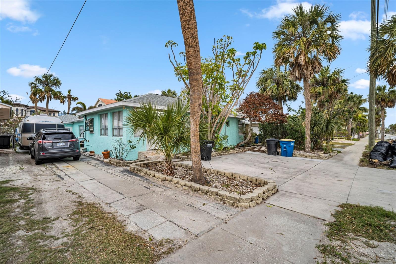 756 MANDALAY AVE, CLEARWATER BEACH, FL, 33767
