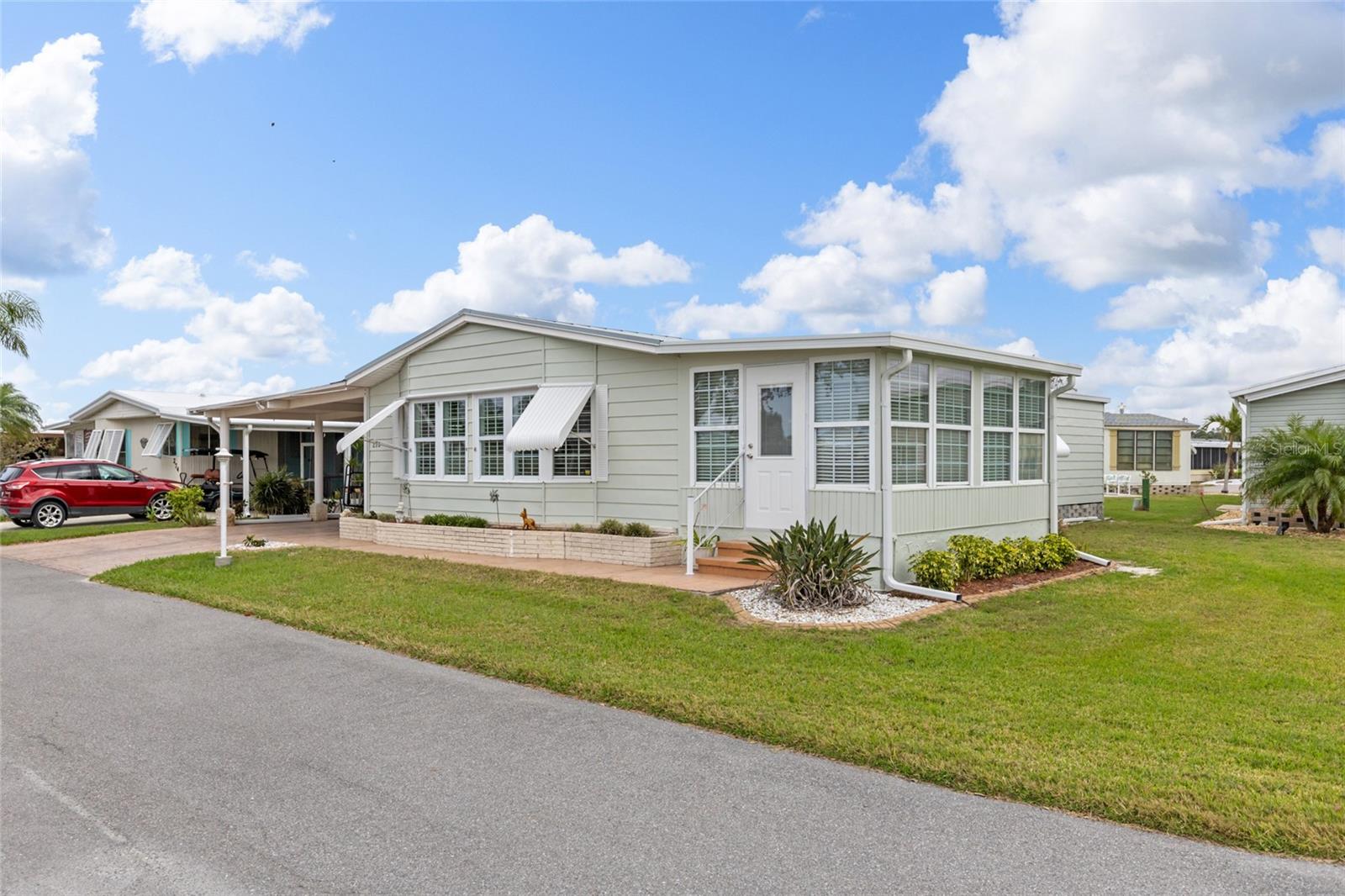 273 AVENUE OF QUEENS, NOKOMIS, FL, 34275