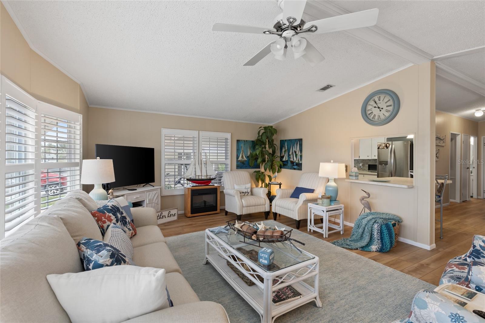 273 AVENUE OF QUEENS, NOKOMIS, FL, 34275