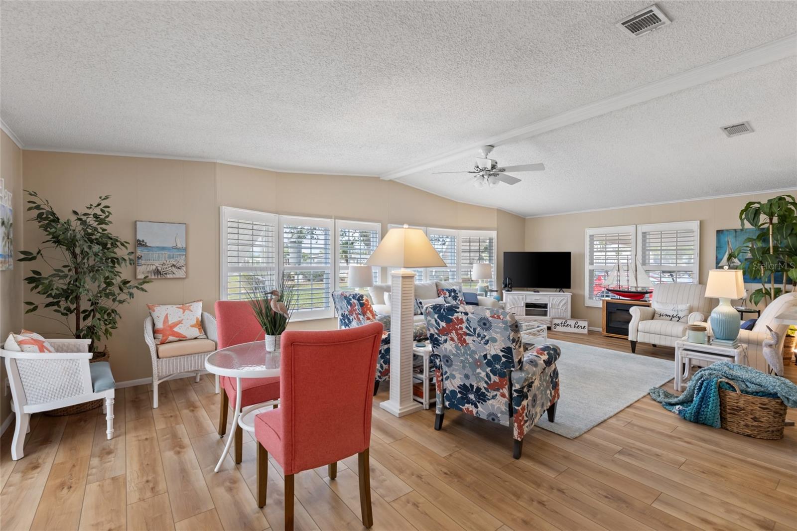 273 AVENUE OF QUEENS, NOKOMIS, FL, 34275