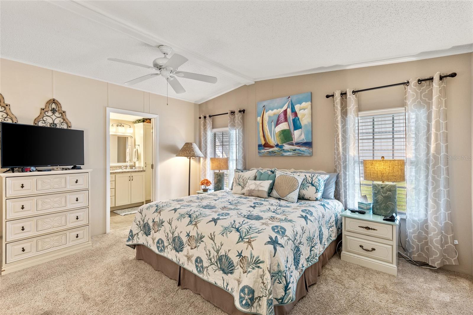 273 AVENUE OF QUEENS, NOKOMIS, FL, 34275