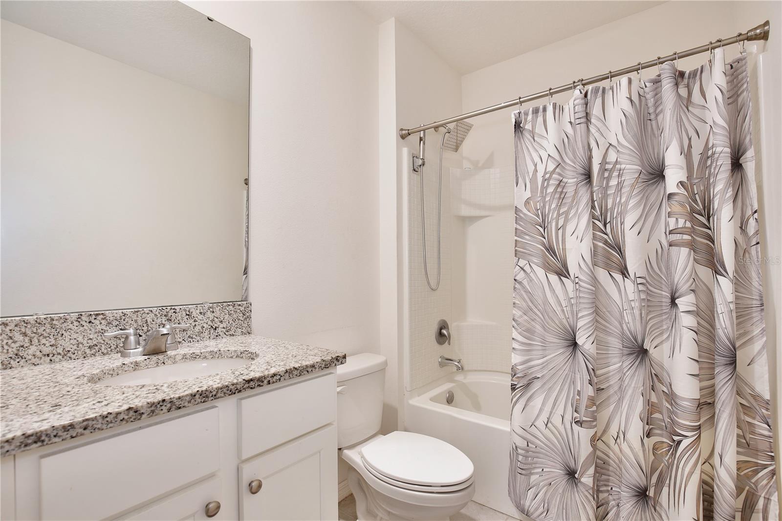 411 LAZIO CIR, DEBARY, FL, 32713